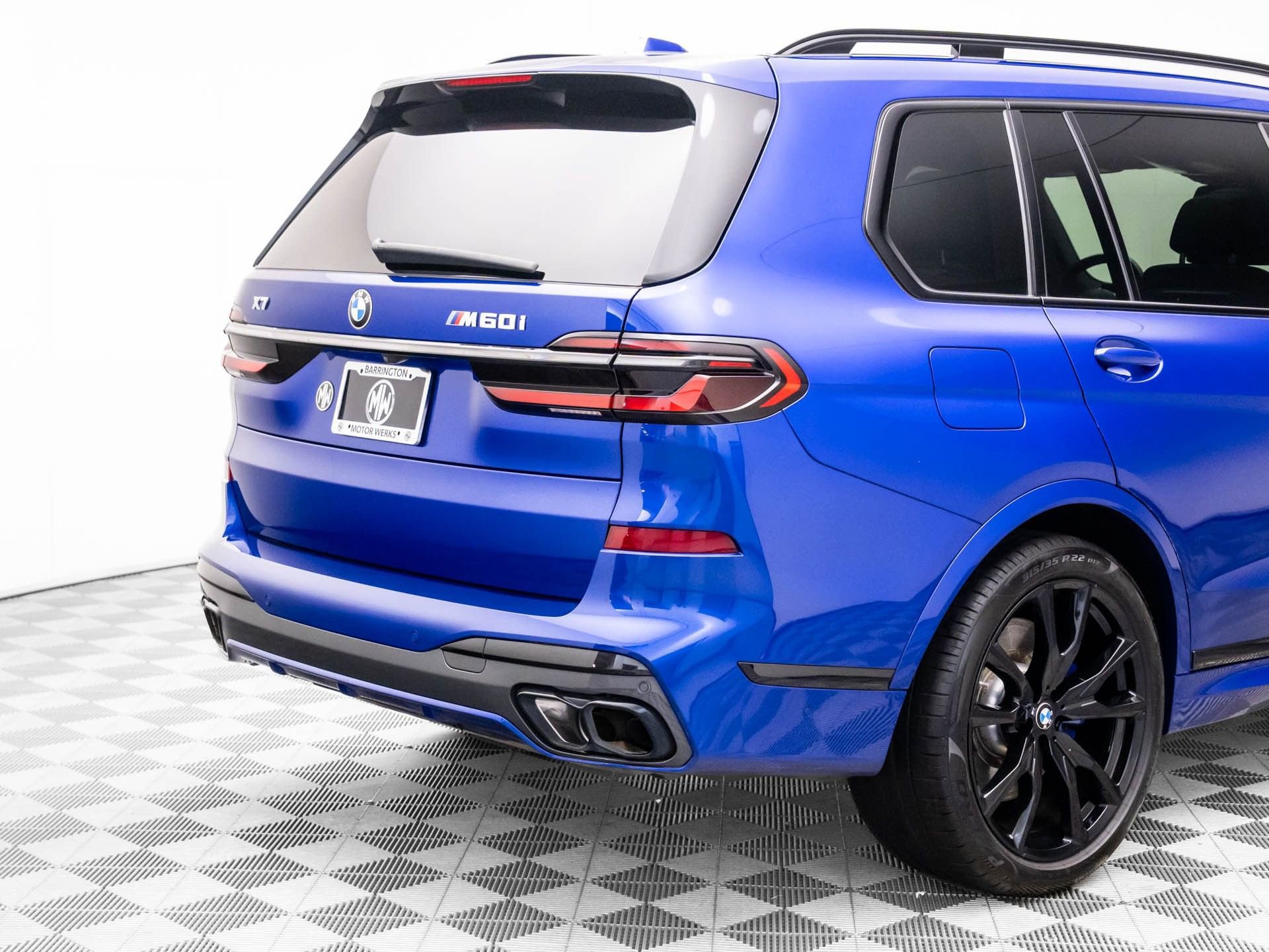 Certified 2024 BMW X7 M60i image 33