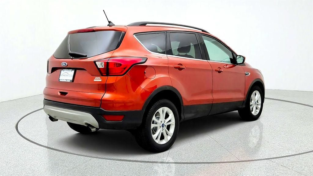 Used 2019 Ford Escape SEL FWD image 5