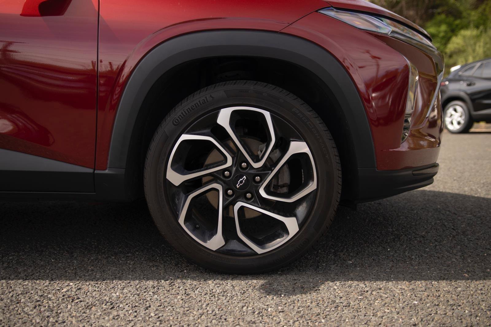 Used 2024 Chevrolet Trax RS w/ Driver Confidence Package FWD image 23