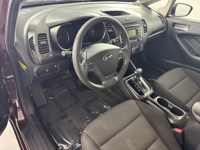 Used 2017 Kia Forte LX FWD image 21