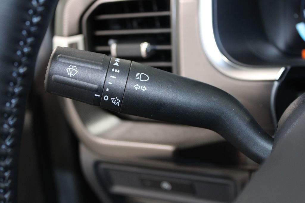 New 2025 Ford F150 Platinum w/ FX4 Off-Road Package image 39