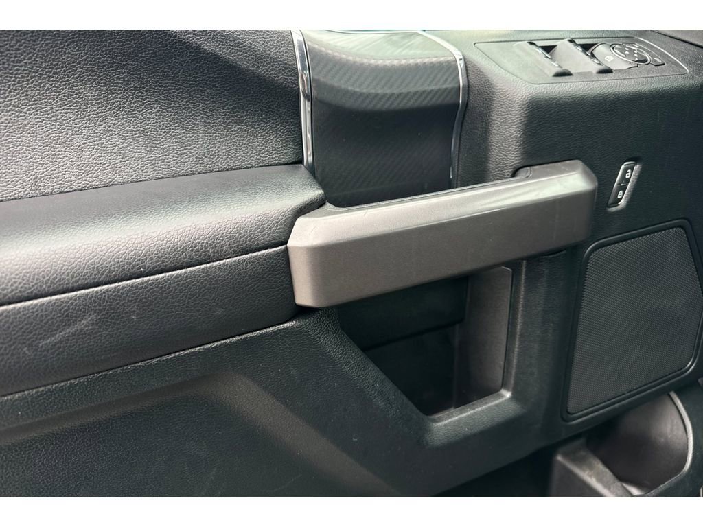 Used 2020 Ford F150 XLT w/ Equipment Group 302A Luxury image 11