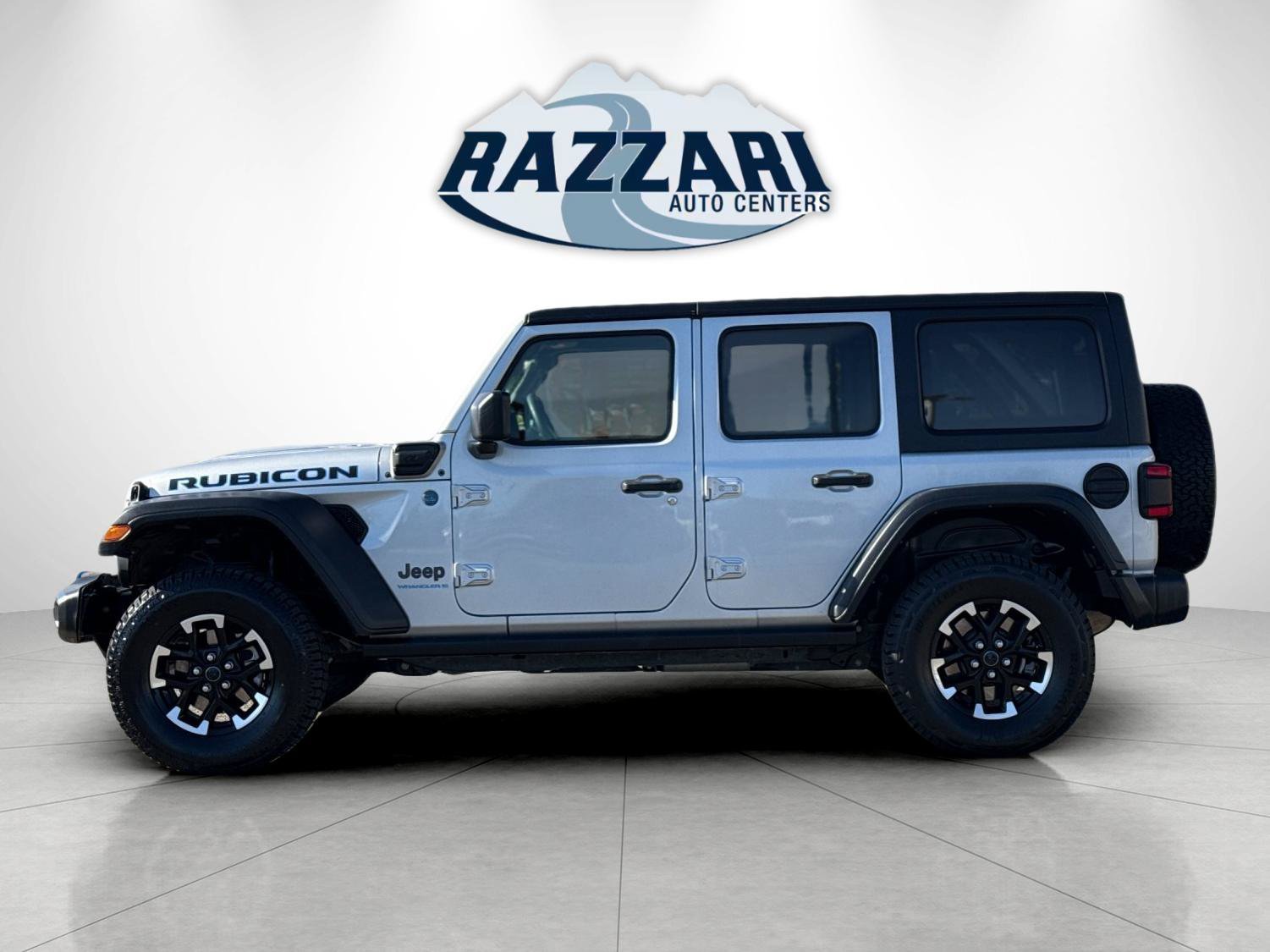 Used 2024 Jeep Wrangler Unlimited Rubicon 4xe AWD/4WD image 6