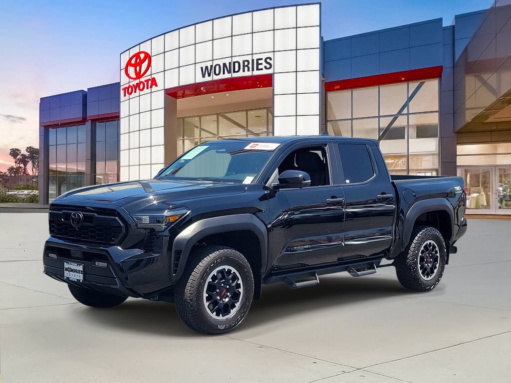 Used 2024 Toyota Tacoma TRD Off-Road w/ TRD Off Road Premium Package AWD/4WD image 2