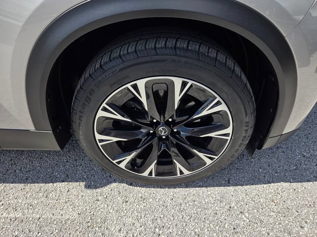 Used 2024 MAZDA CX-90 Plug-In Hybrid w/ Premium Plus AWD/4WD image 19