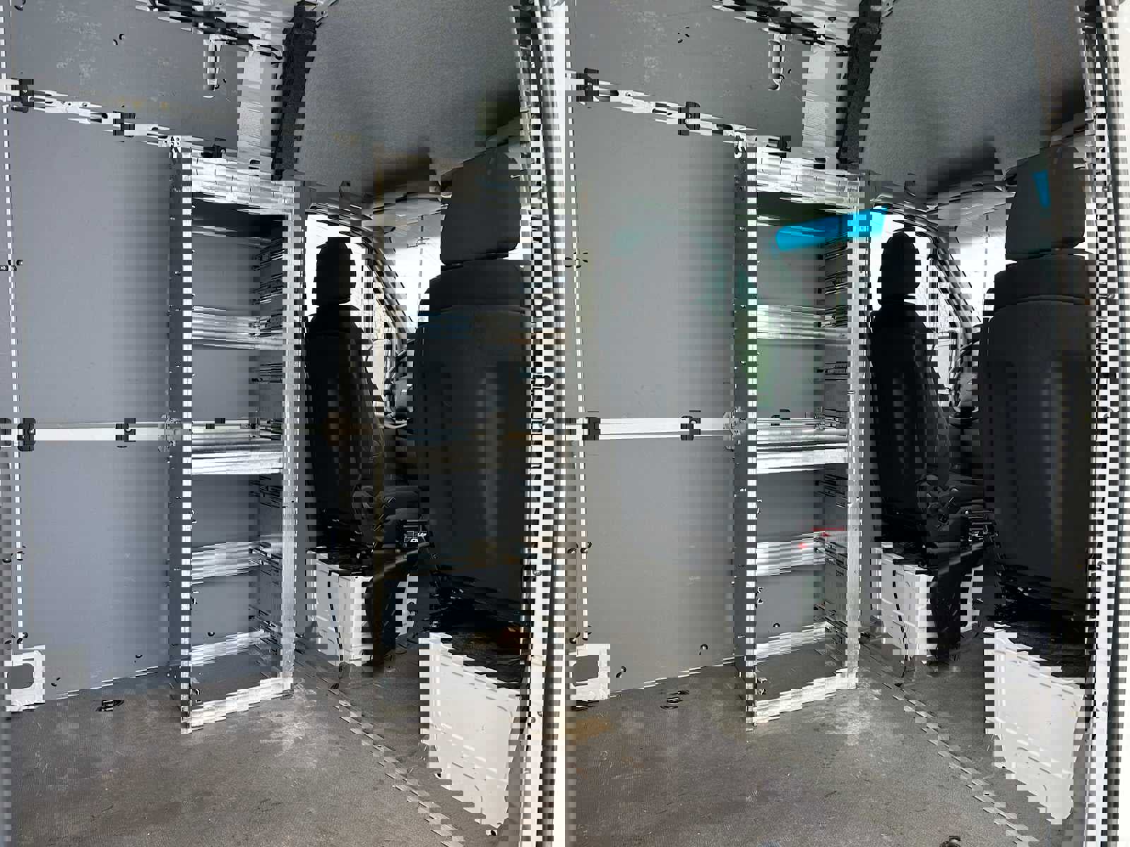 Used 2016 Freightliner Sprinter 2500 image 13