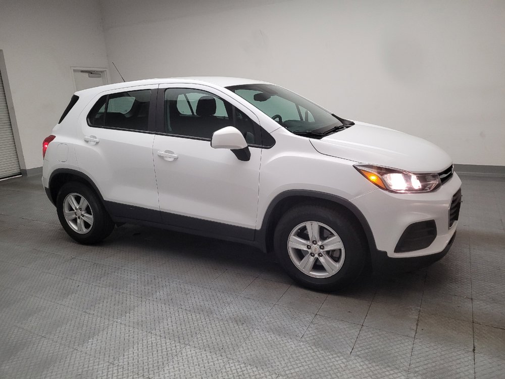 Used 2021 Chevrolet Trax LS FWD image 11