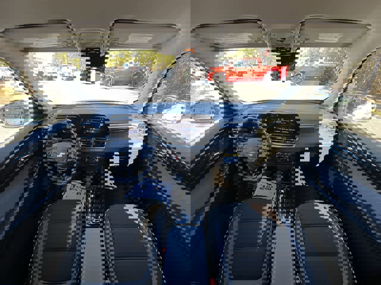 Used 2024 Chevrolet TrailBlazer LS w/ LS Convenience Package image 19