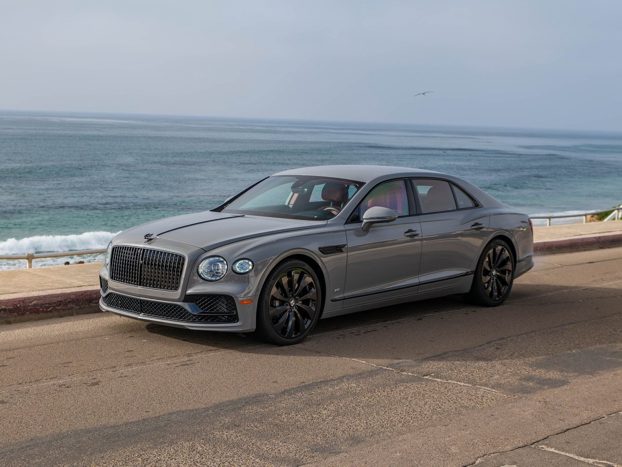 Used 2022 Bentley Flying Spur V8