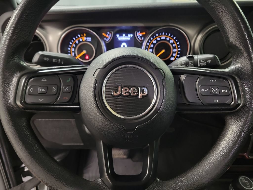 Used 2020 Jeep Wrangler Unlimited Sport AWD/4WD image 24