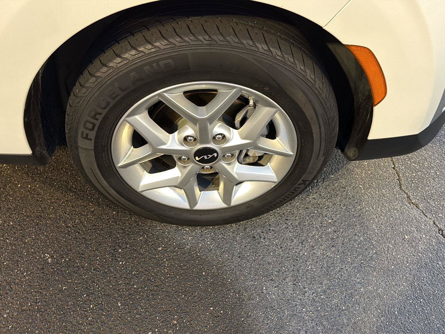 Used 2024 Kia Soul LX w/ Option Group 015 FWD image 37