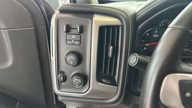 Used 2018 GMC Sierra 1500 SLE w/ Elevation Edition AWD/4WD image 15
