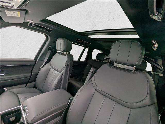 New 2026 Land Rover Range Rover Long Wheelbase SE AWD/4WD image 14