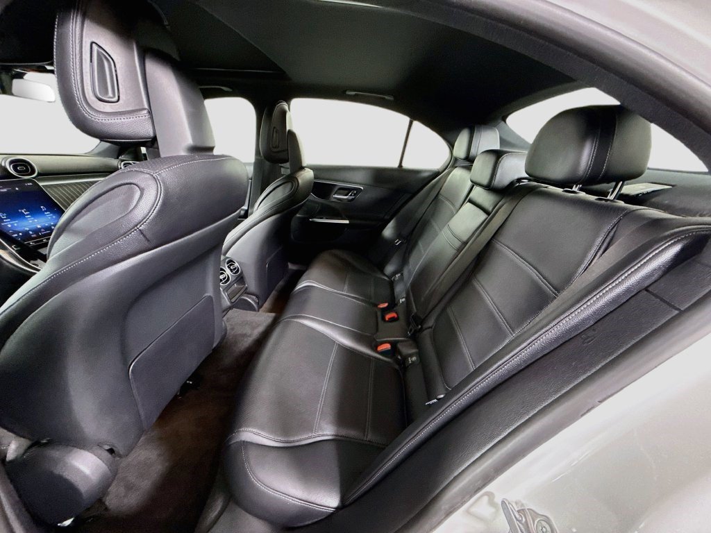 Used 2023 Mercedes-Benz C 300 Sedan image 24