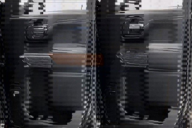 Used 2022 Chevrolet Silverado 3500 High Country image 22