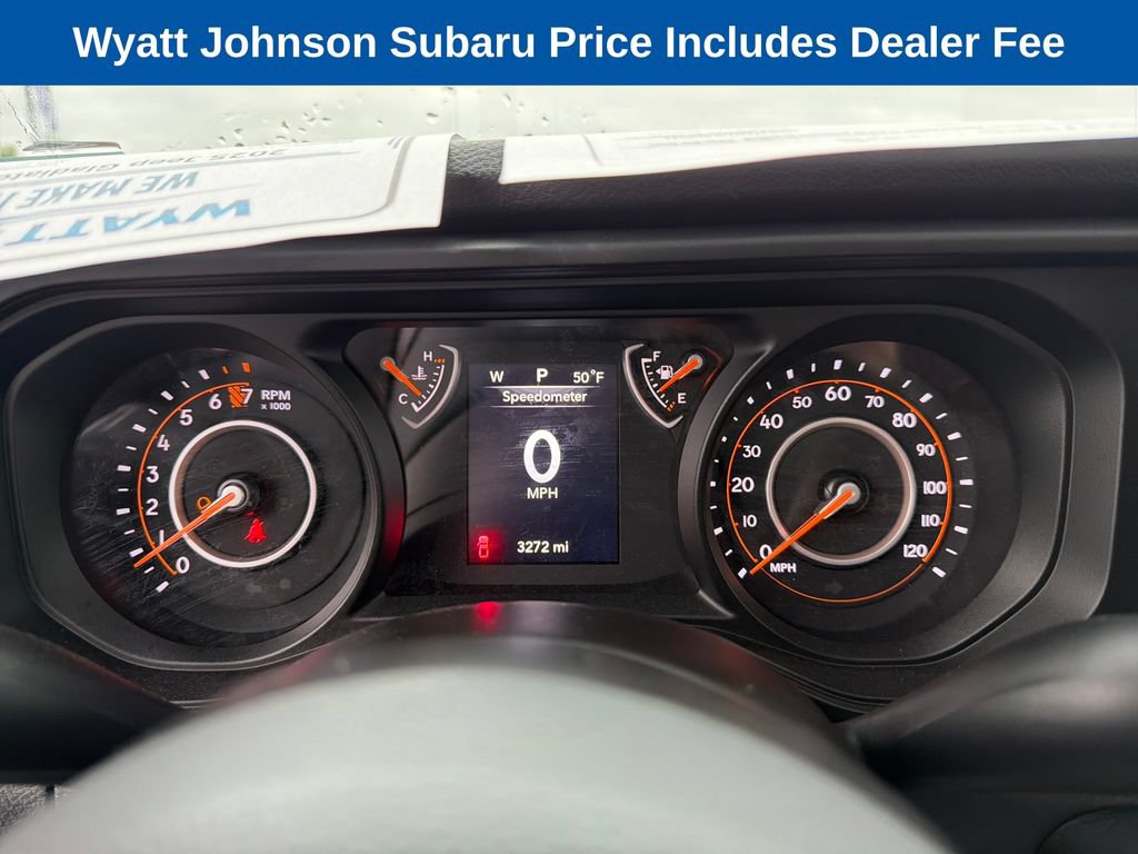 Used 2025 Jeep Gladiator Sport AWD/4WD image 17