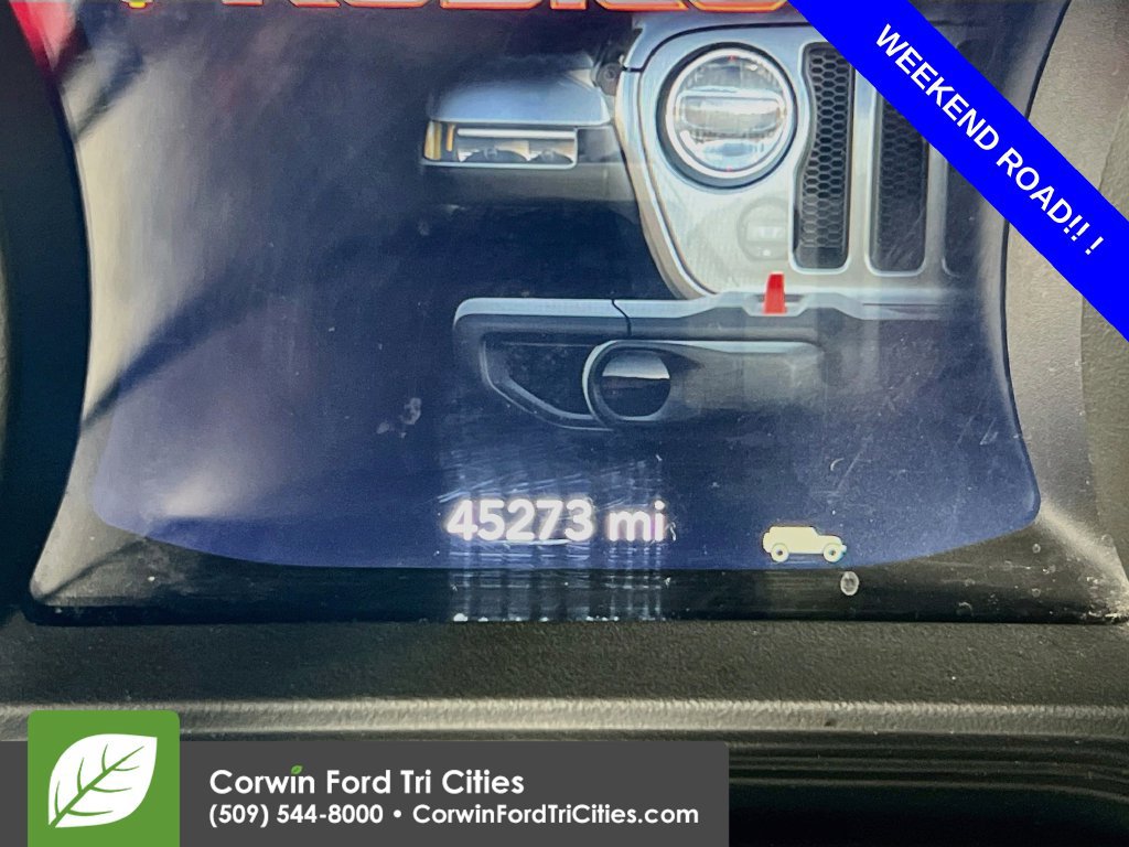 Used 2025 Jeep Wrangler Unlimited Rubicon AWD/4WD image 2
