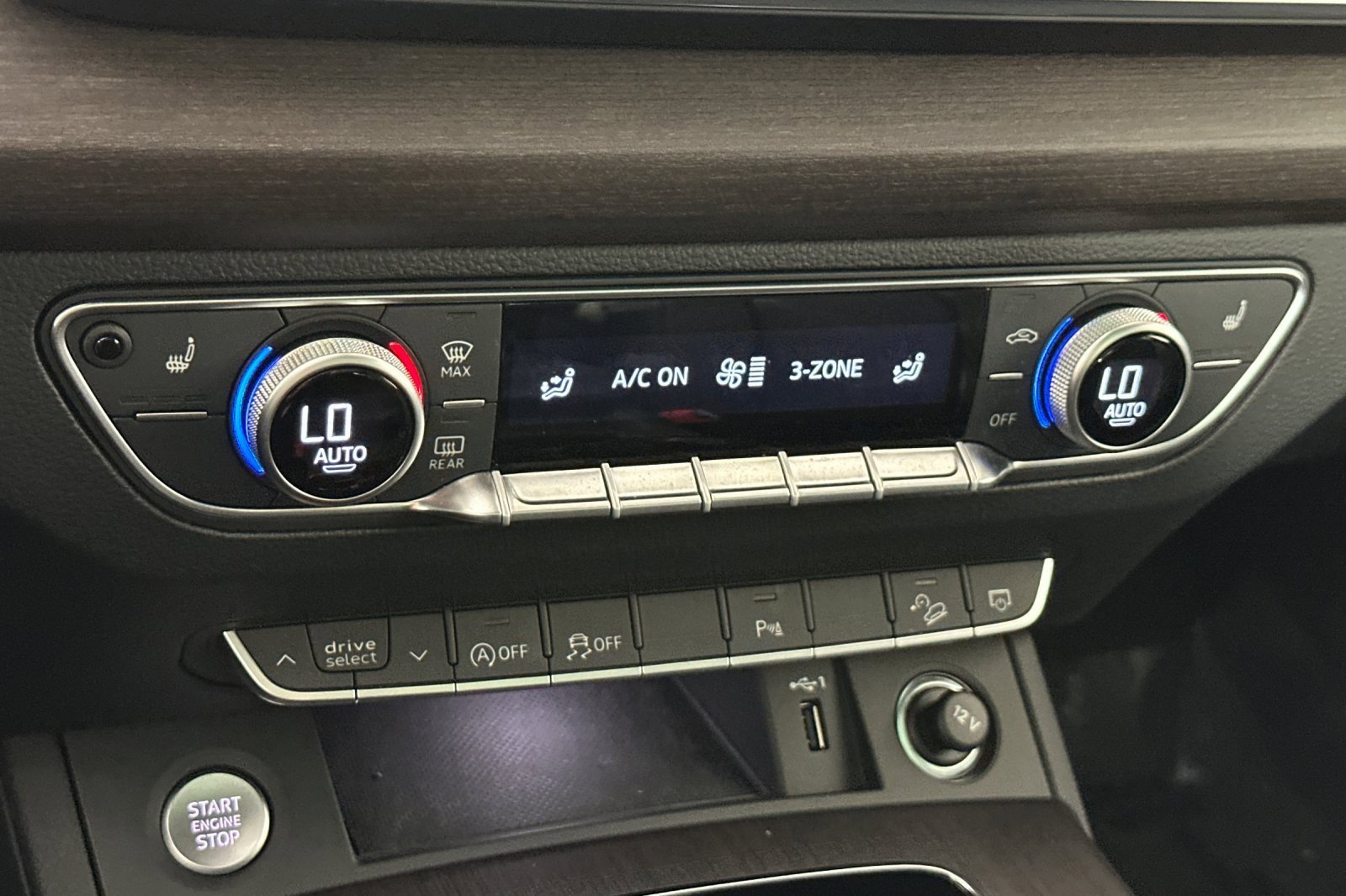 Used 2023 Audi Q5 2.0T Premium w/ Convenience Package image 19