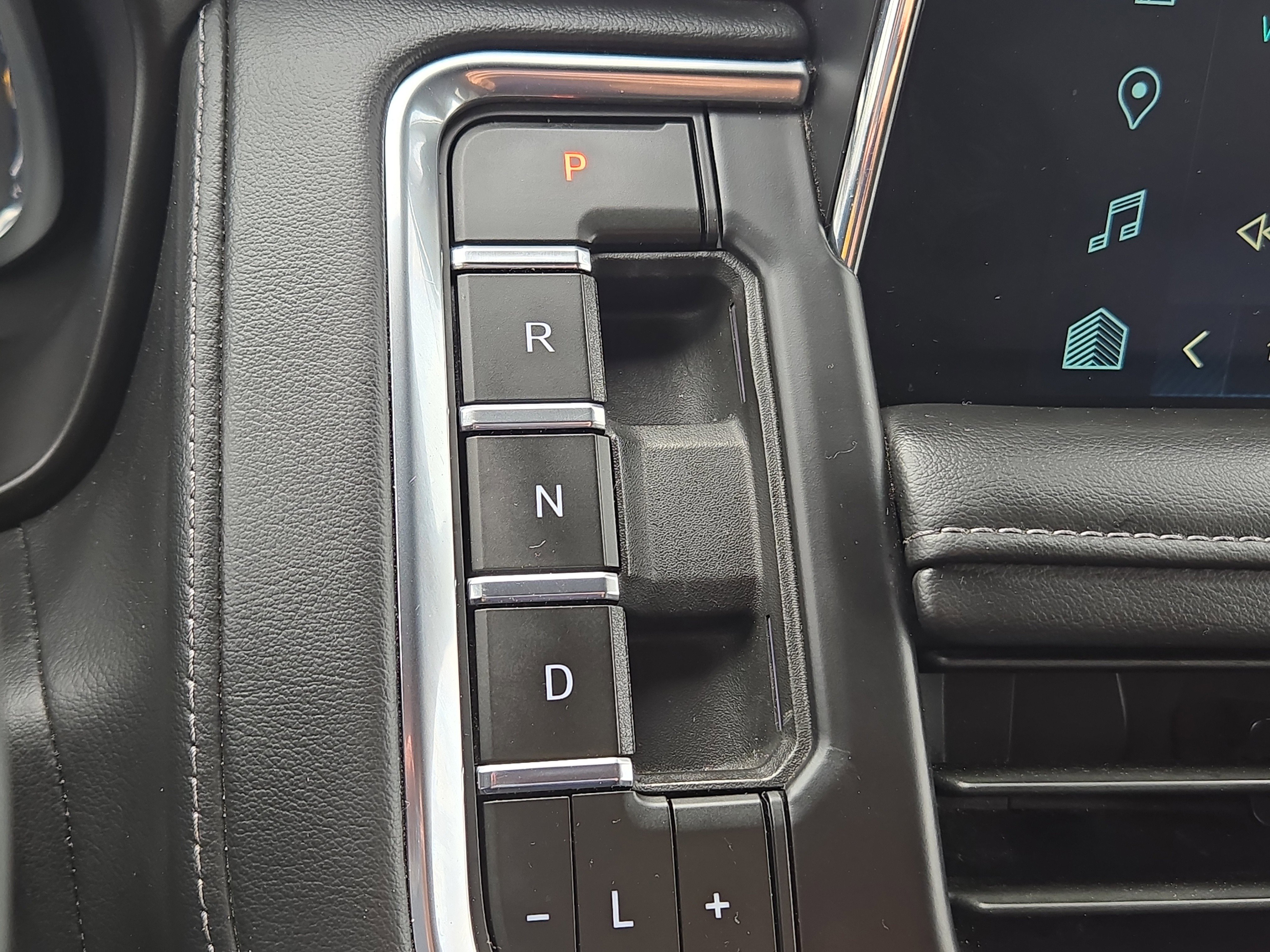 Used 2024 Chevrolet Tahoe LT image 27