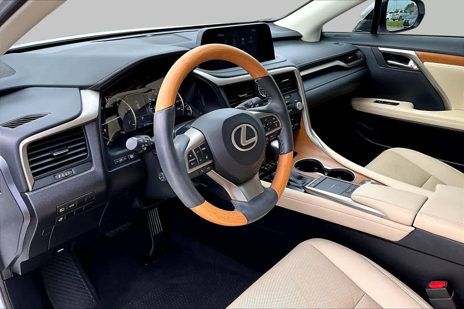 Used 2022 Lexus RX 350 FWD w/ Premium Package image 18
