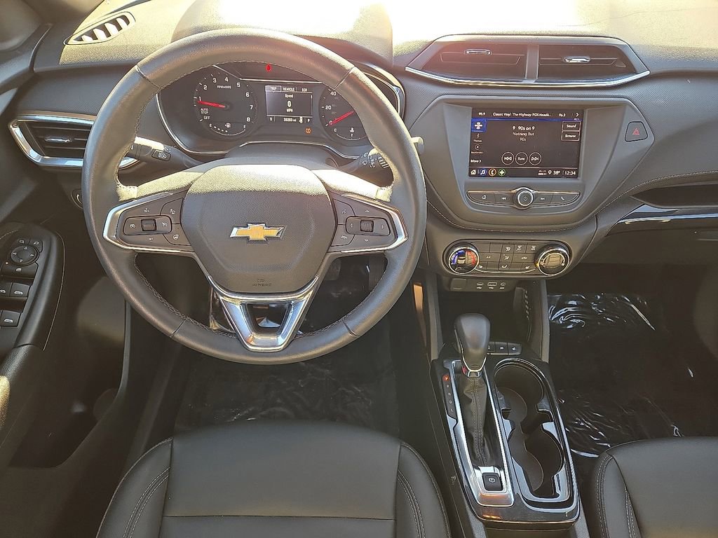 Used 2023 Chevrolet TrailBlazer ACTIV w/ Driver Confidence Package image 18