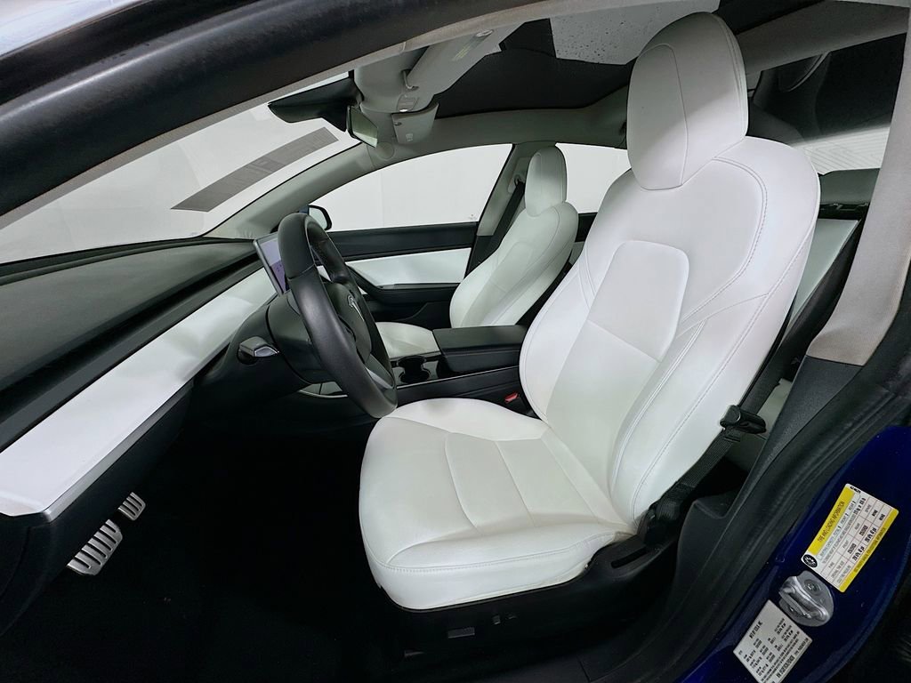 Used 2020 Tesla Model 3 Performance image 21