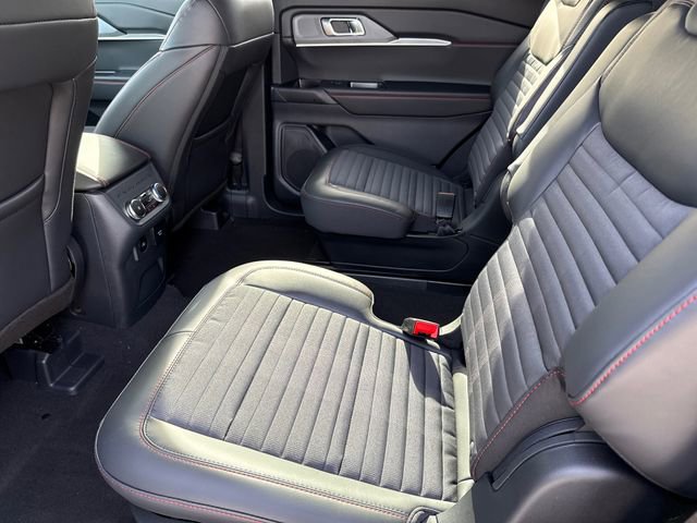 New 2026 Ford Explorer ST-Line w/ ST-Line Street Pack RWD image 17