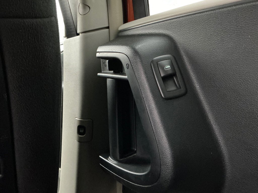Used 2011 Dodge Grand Caravan Crew image 17
