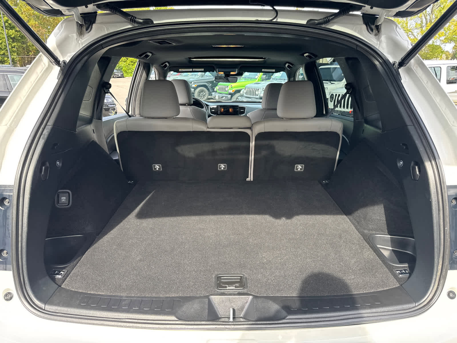 Used 2023 Honda Passport EX-L image 39