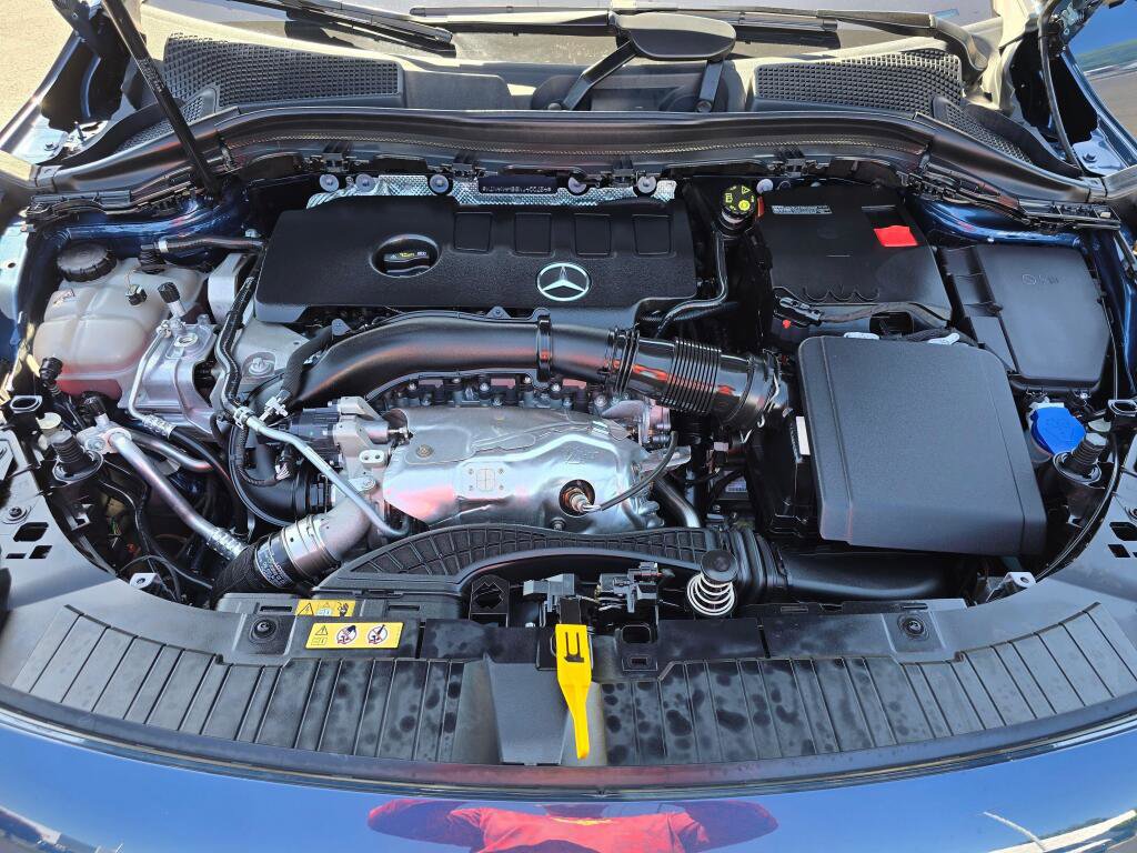Used 2022 Mercedes-Benz GLA 250 4MATIC image 10