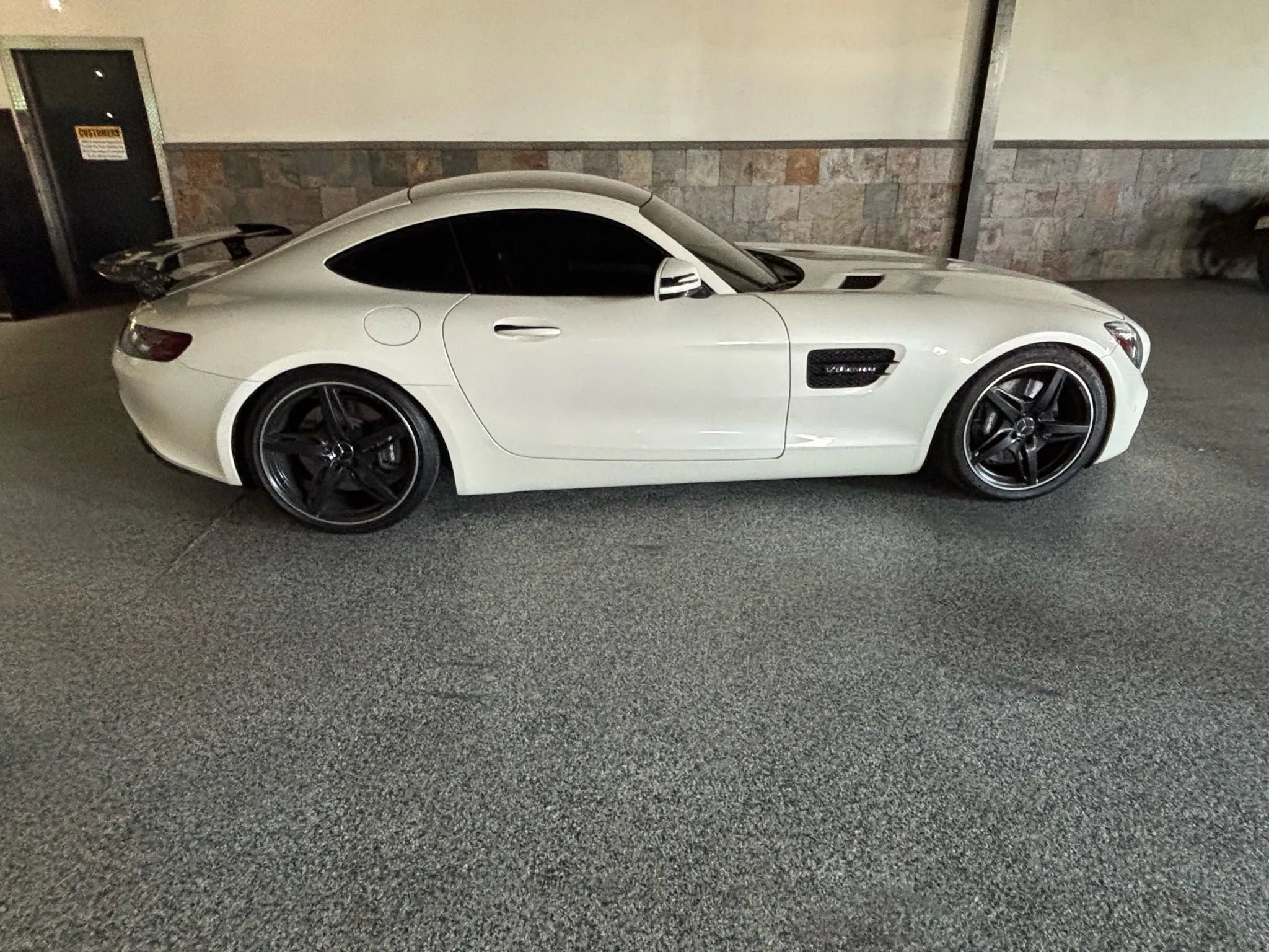 Used 2017 Mercedes-Benz AMG GT Coupe image 9