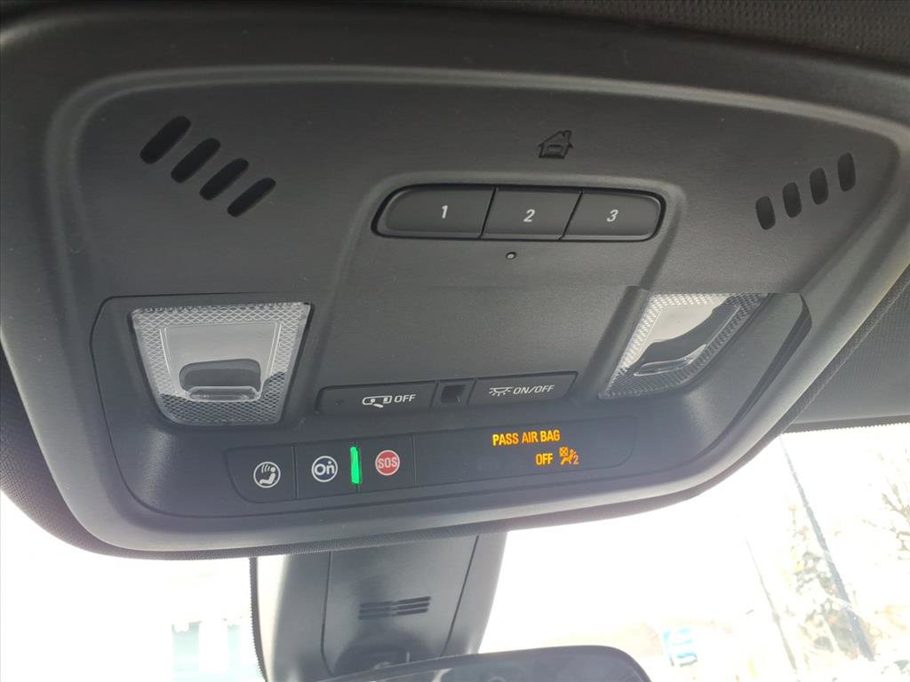 Certified 2023 Chevrolet Traverse LT image 31