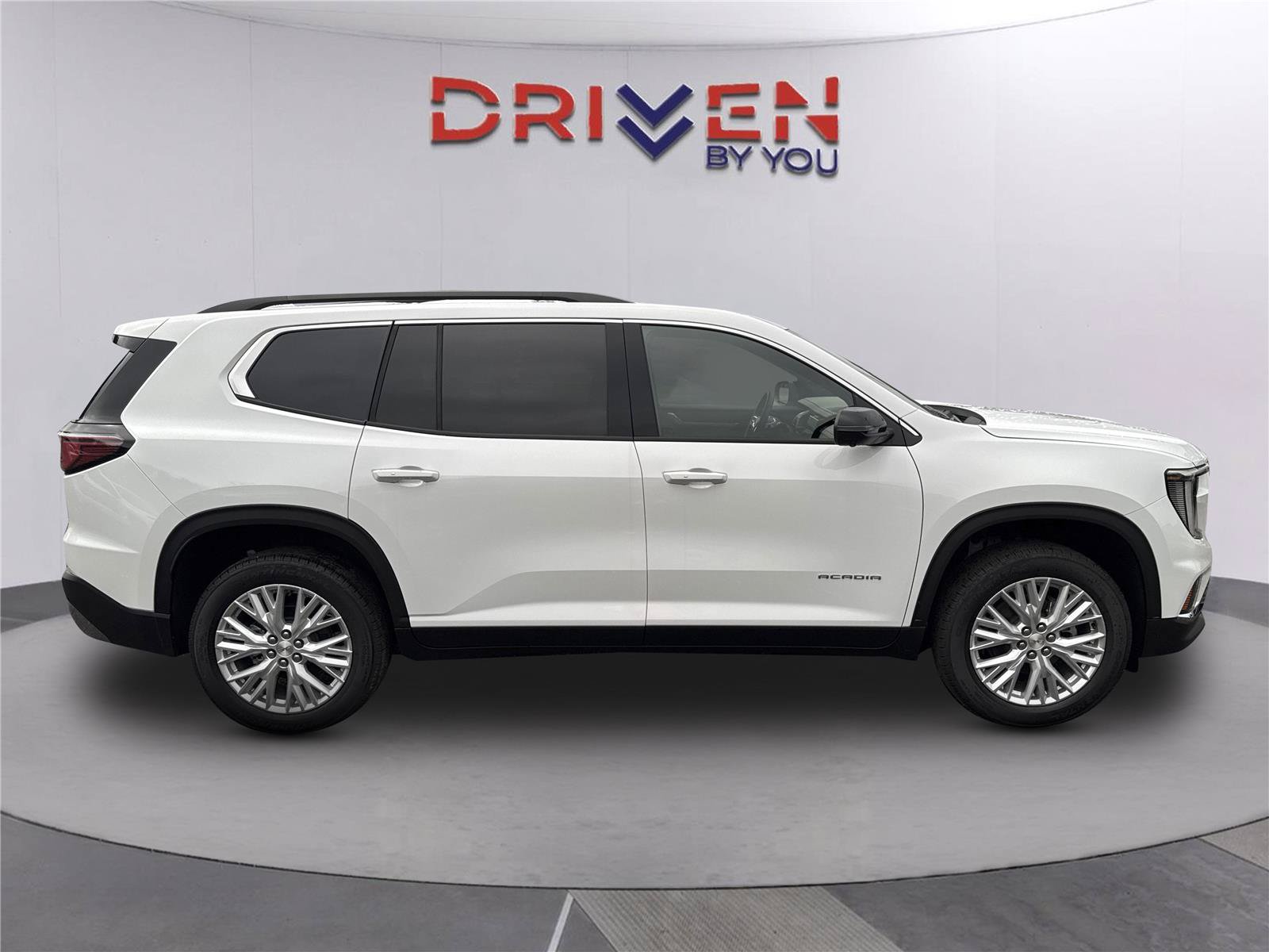 New 2026 GMC Acadia Elevation w/ Elevation Premium Package FWD image 3