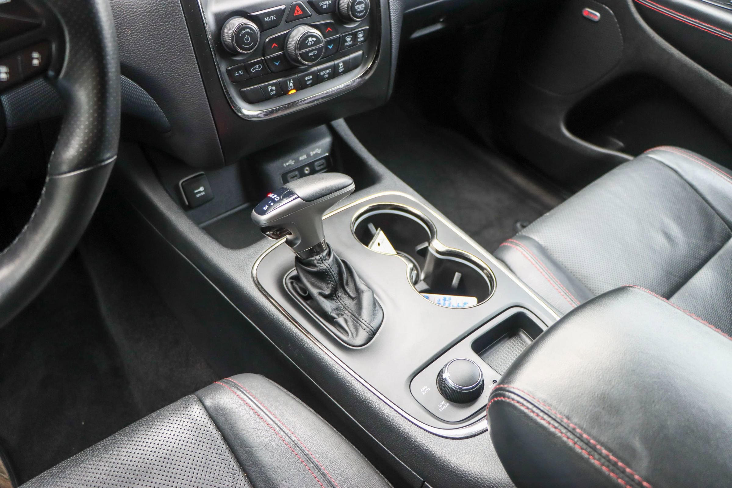 Used 2018 Dodge Durango R/T w/ Technology Group AWD/4WD image 46