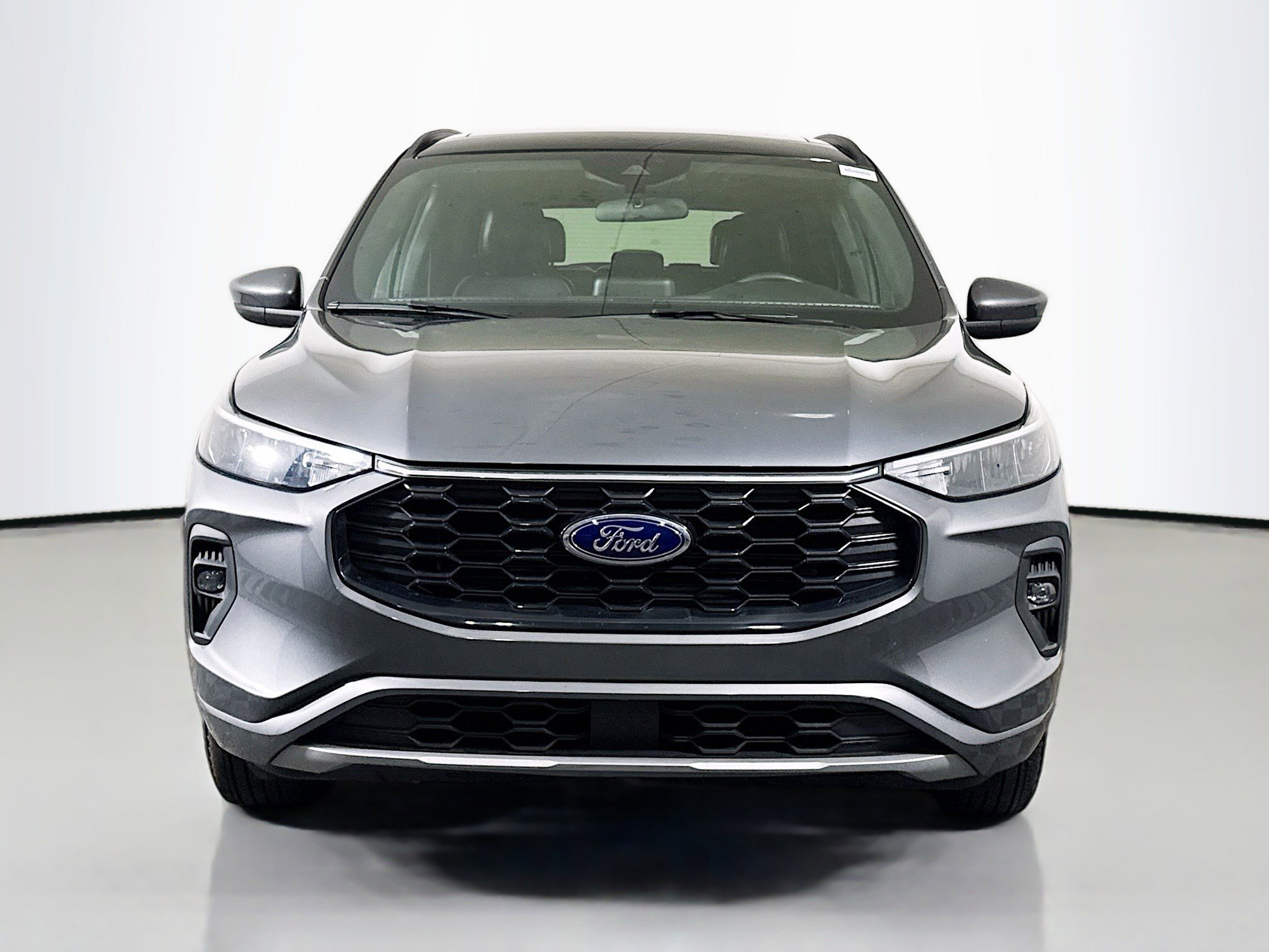 Used 2024 Ford Escape ST-Line Select image 2