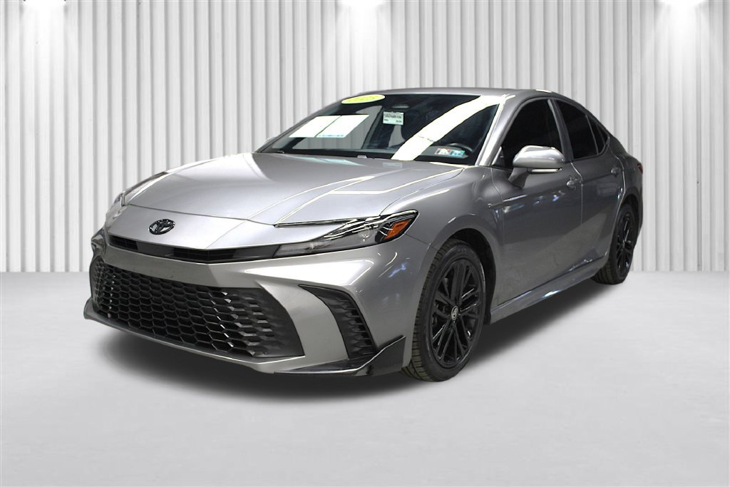 Used 2025 Toyota Camry SE w/ Convenience Package AWD/4WD image 8