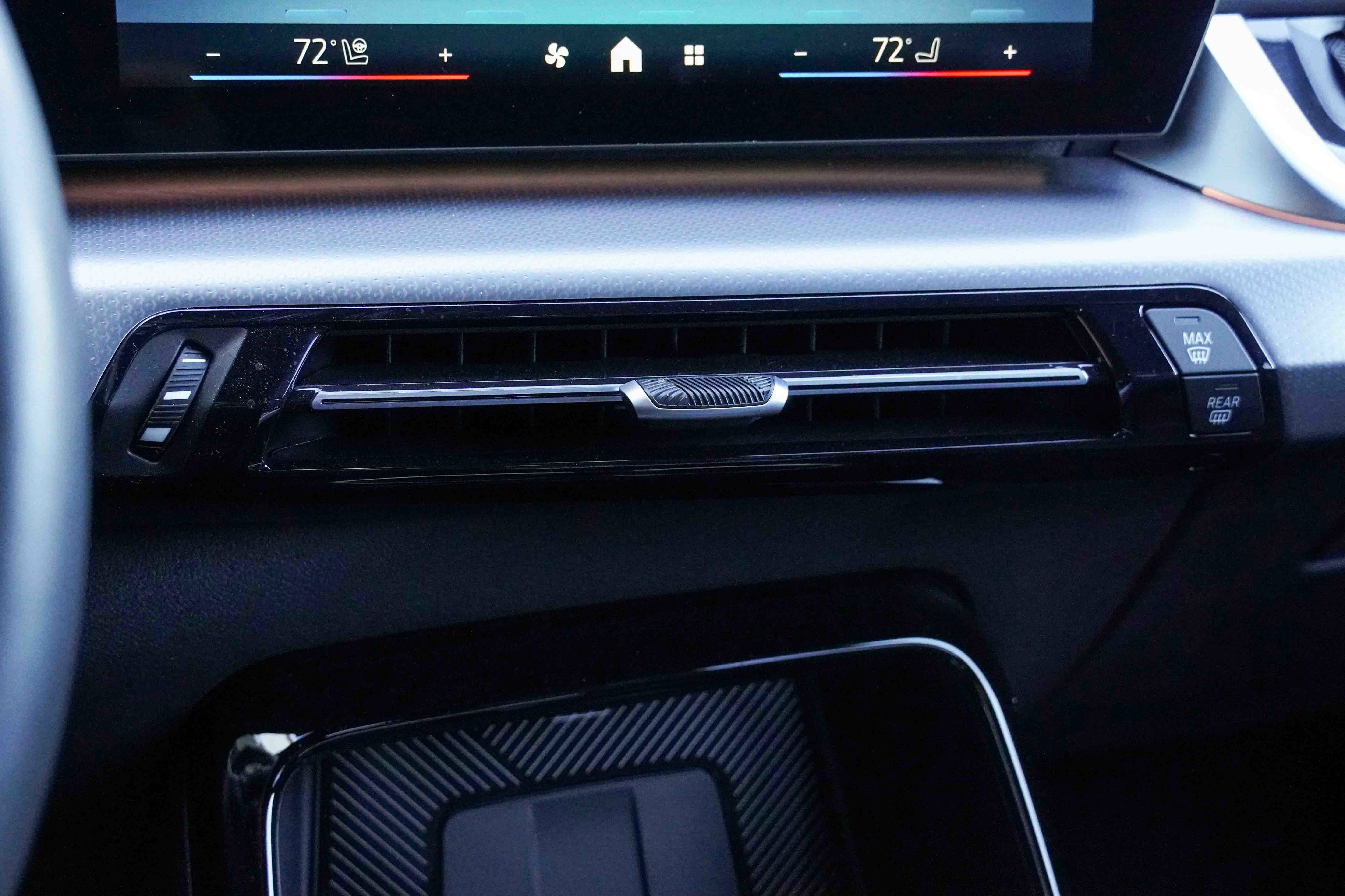 Certified 2025 BMW X1 M35i image 29