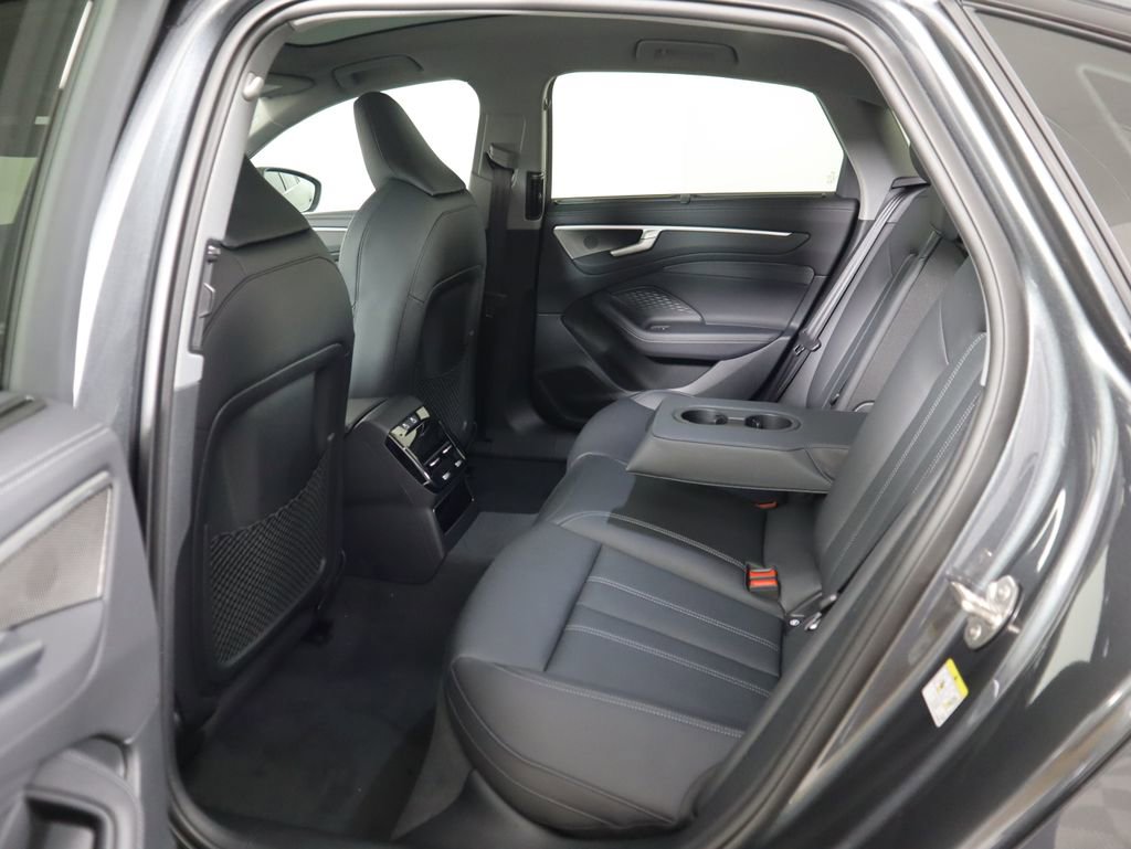 Used 2026 Audi A6 Premium Plus w/ Premium Plus Package image 24