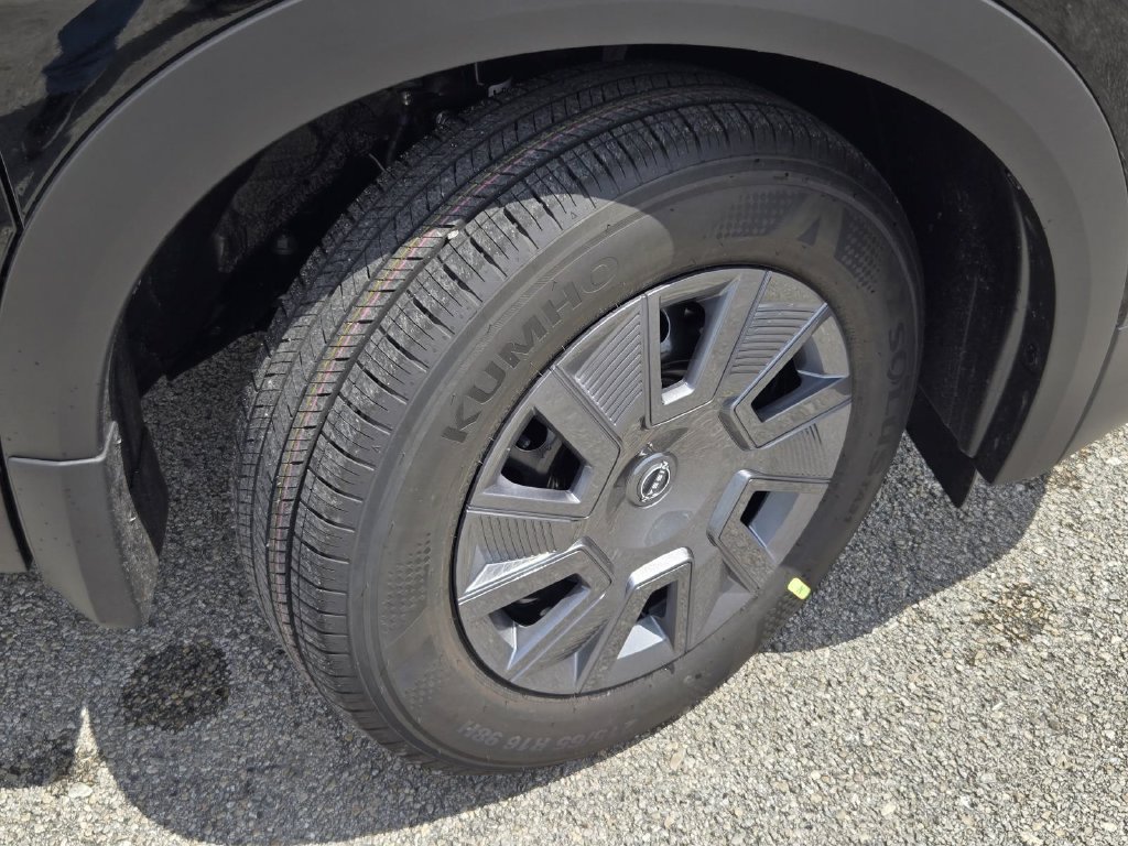 New 2027 Nissan Kicks S FWD image 6