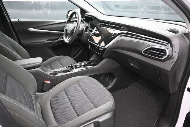 Used 2023 Chevrolet Bolt EUV LT w/ Driver Confidence Package FWD image 16