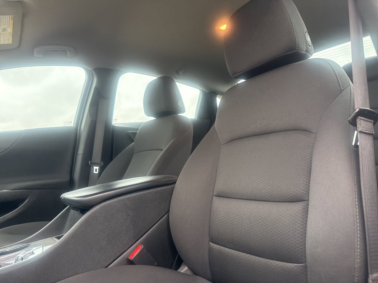 Used 2024 Chevrolet Malibu LT image 39