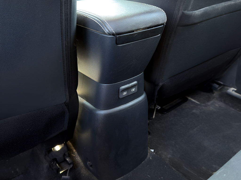 Certified 2022 Nissan Kicks S FWD image 16