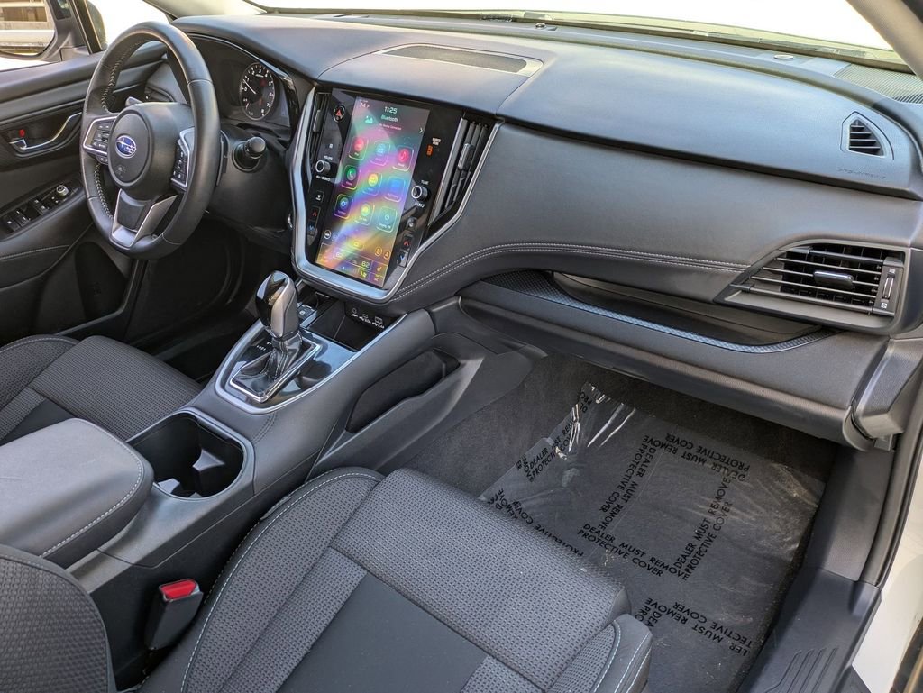 Used 2025 Subaru Outback Premium image 29