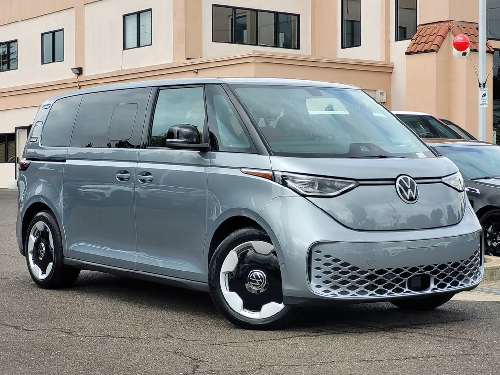 New 2025 Volkswagen ID. Buzz Pro S RWD image 2