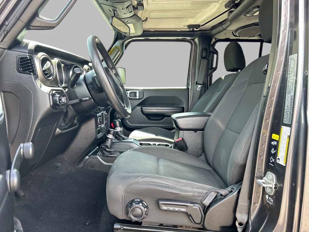 Used 2021 Jeep Gladiator Sport AWD/4WD image 13
