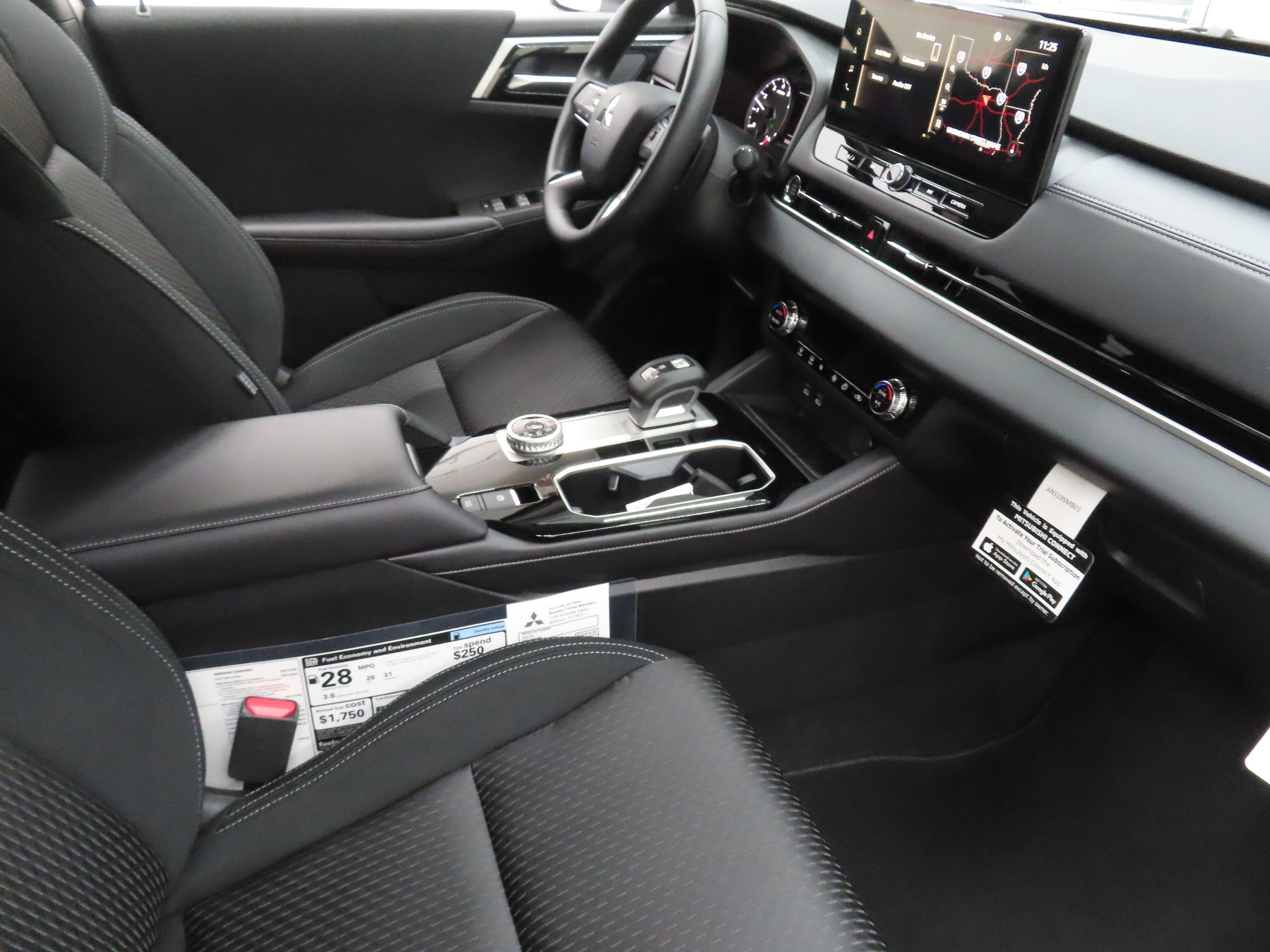 New 2026 Mitsubishi Outlander ES image 24