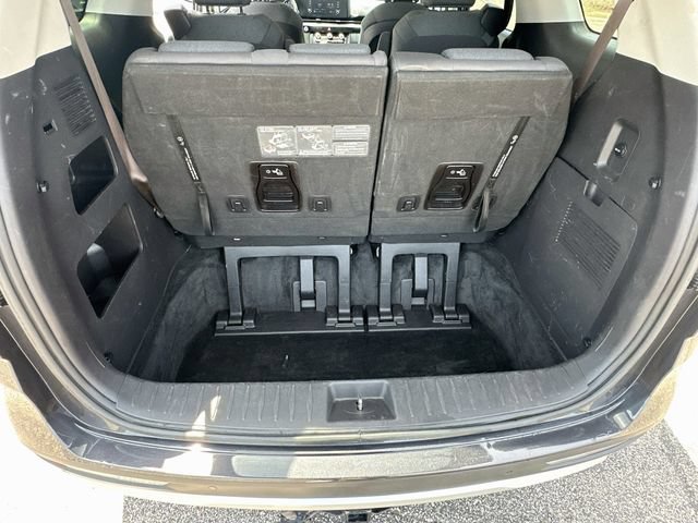 Used 2022 Kia Carnival LX FWD image 26