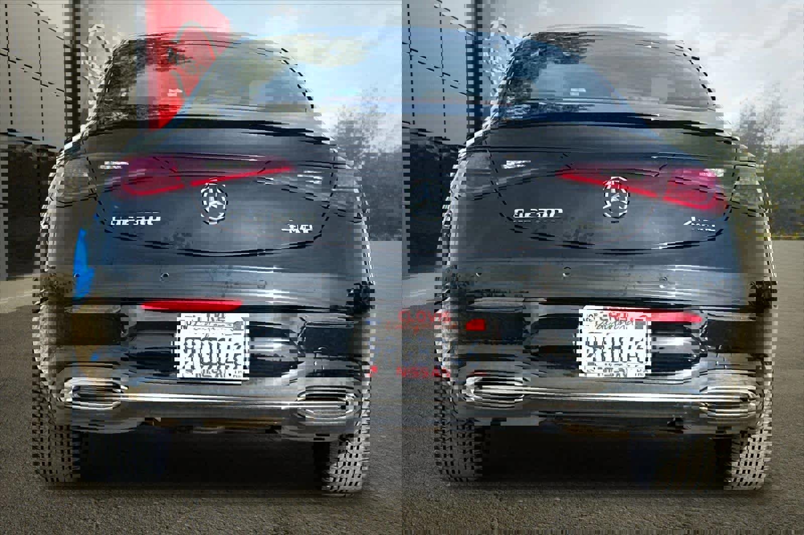 Used 2024 Mercedes-Benz CLE 300 4MATIC Coupe image 8