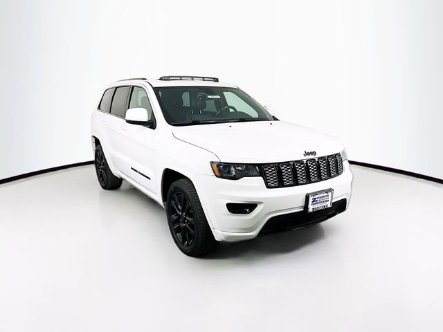 Used 2018 Jeep Grand Cherokee Altitude image 1