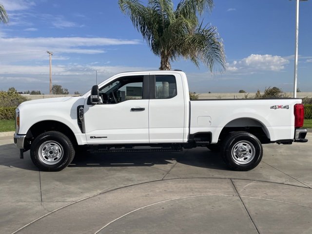 New 2026 Ford F250 XL w/ XL Chrome Package image 2